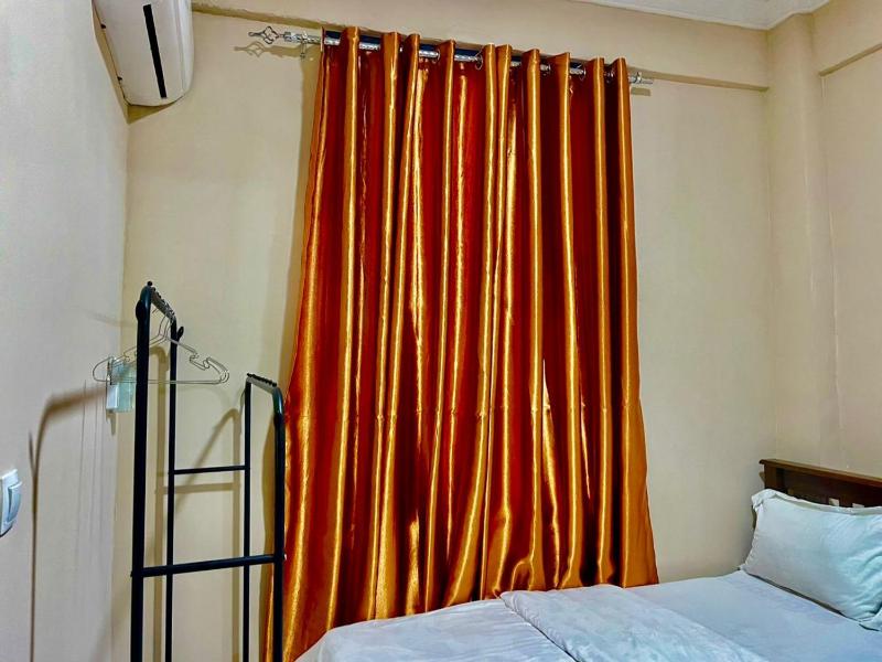 One-Bedroom Apartment with Balcony image 2