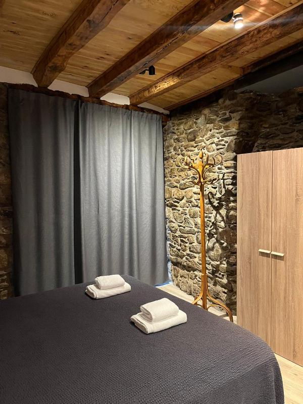 Double or Twin Room image 3