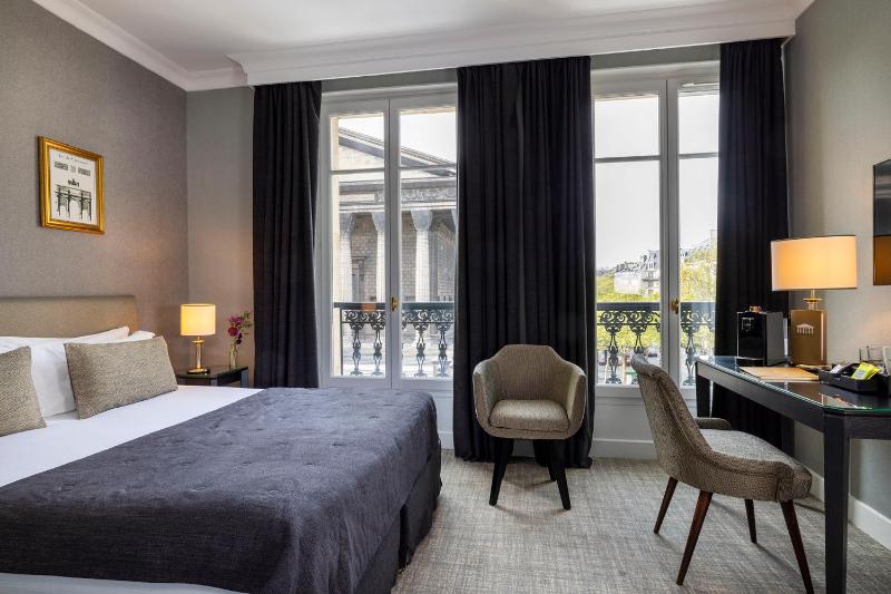 Superior Double or Twin Room image 1