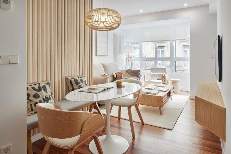 Easo Suite 18 by FeelFree Rentals - image 9