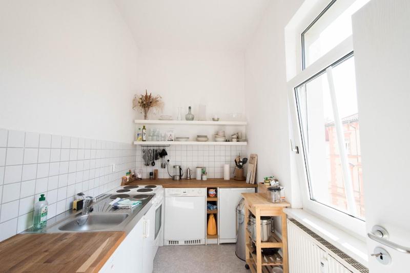 One-Bedroom Apartment image 2