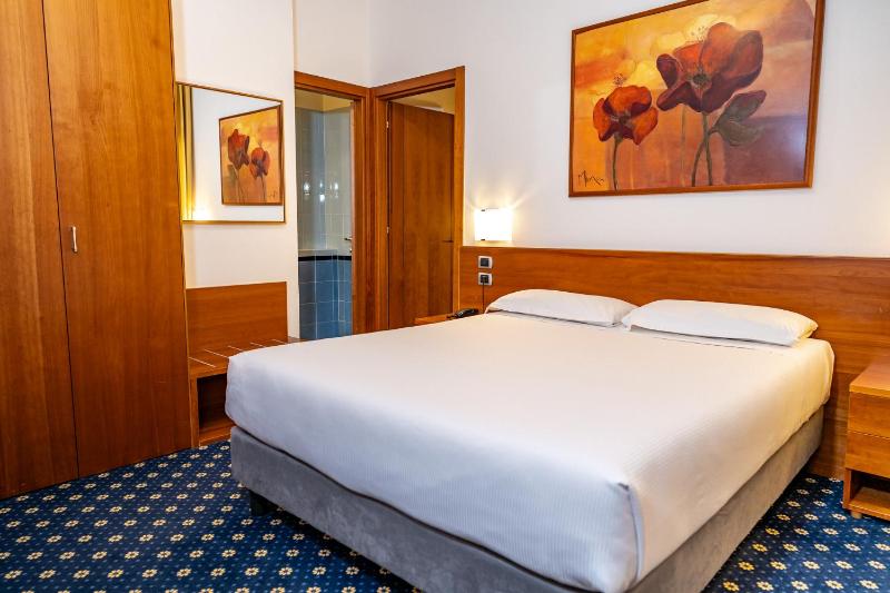 Triple Room image 1