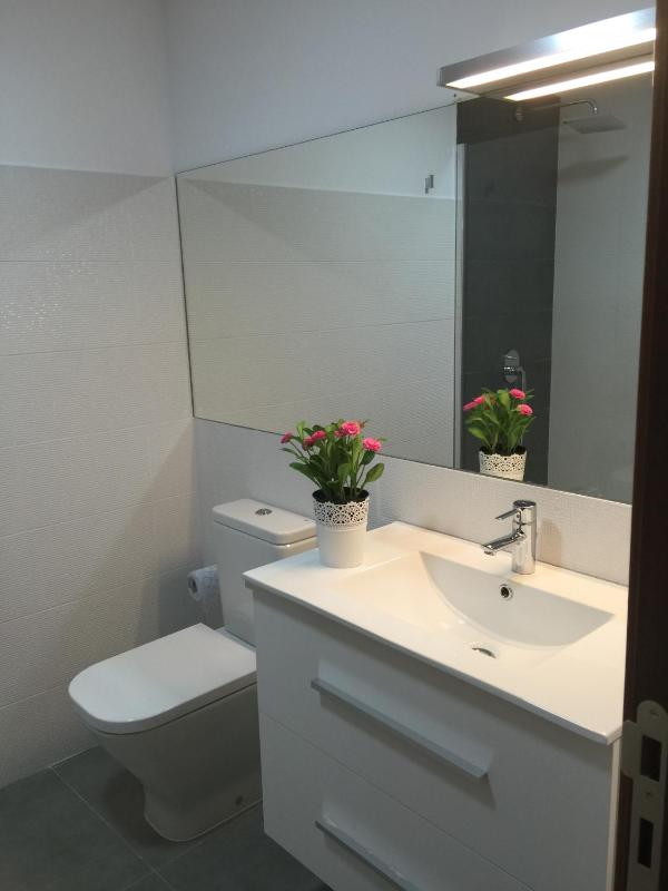 Two-Bedroom House image 3