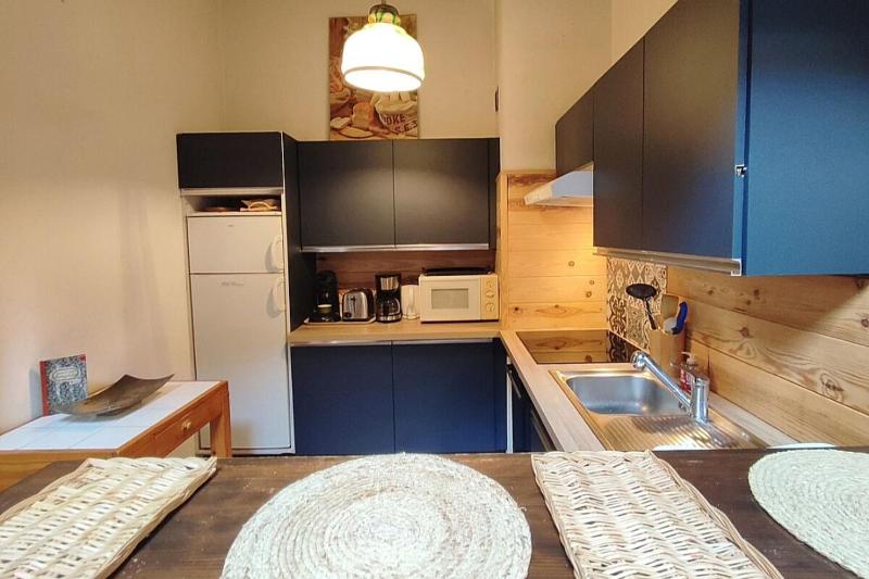 Charming T3 with terrace in Chamonix - image 9