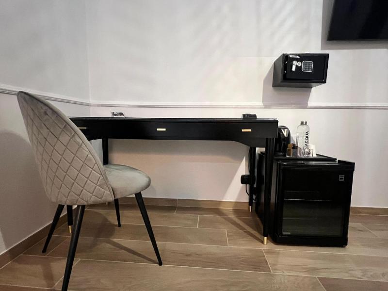 Superior Double Room image 4