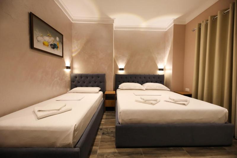 Comfort Triple Room image 1