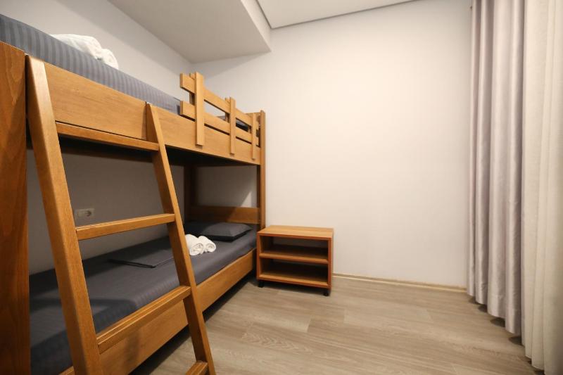 Quadruple Room with Balcony image 3