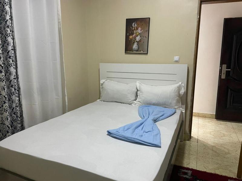 Two-Bedroom Apartment with Balcony image 2