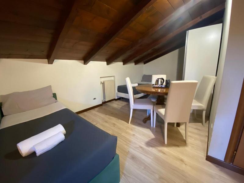 Superior Quadruple Room image 4
