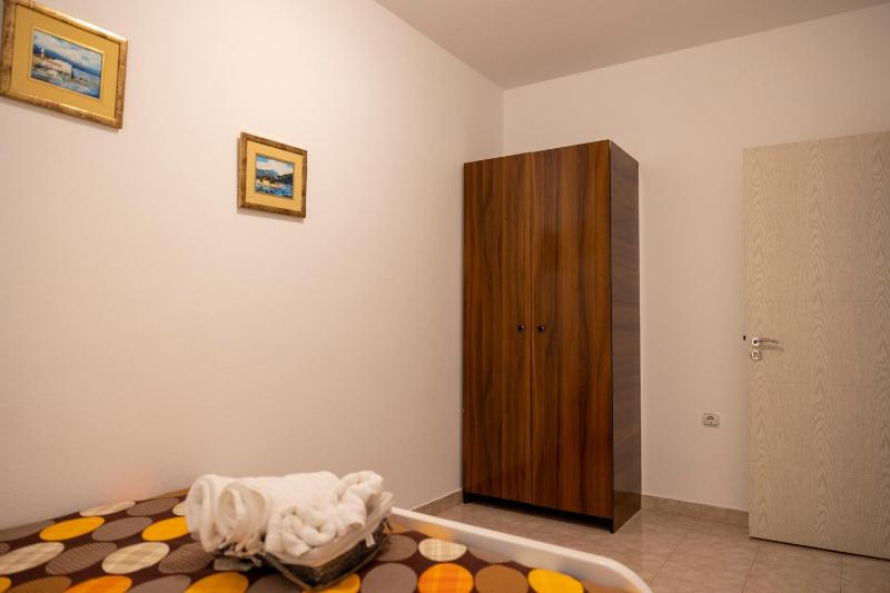 Apartment image 4
