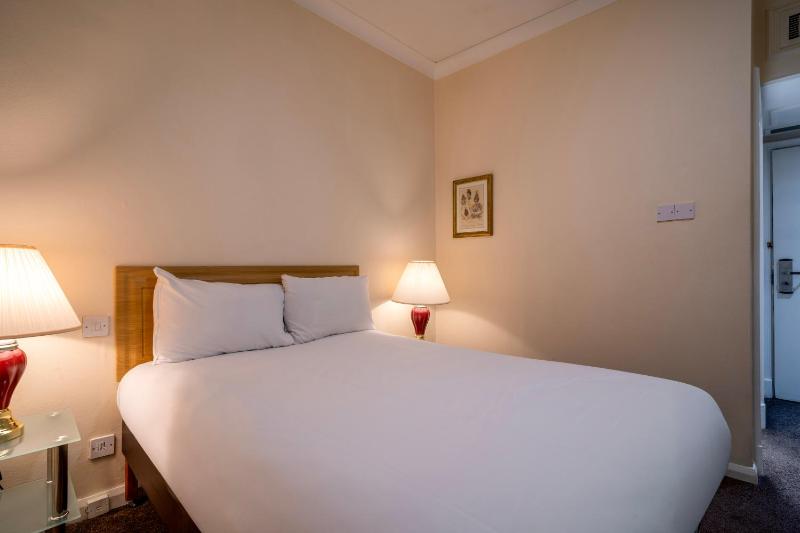 Double Room (No Windows) image 3