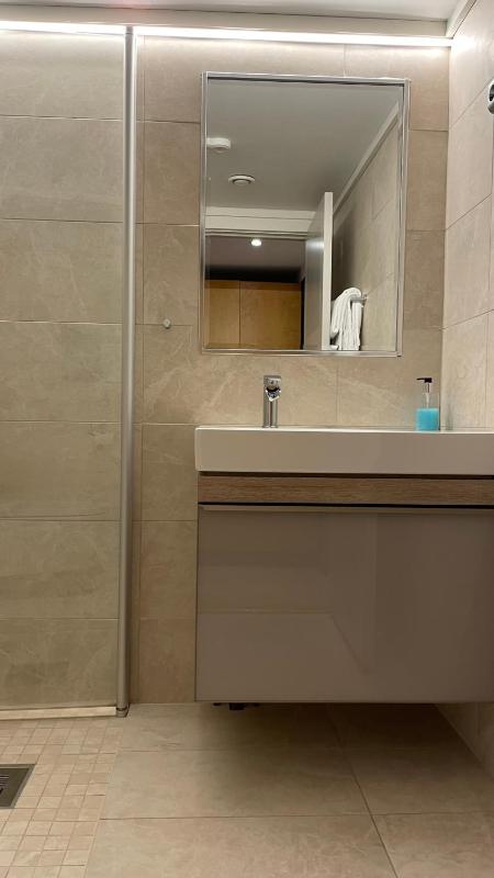 Double Room image 4