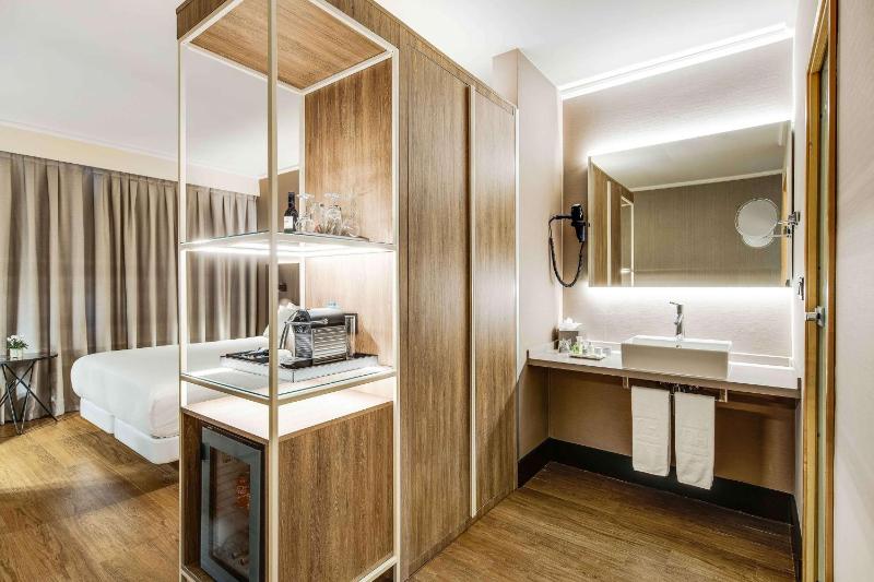 Superior Double or Twin Room image 1