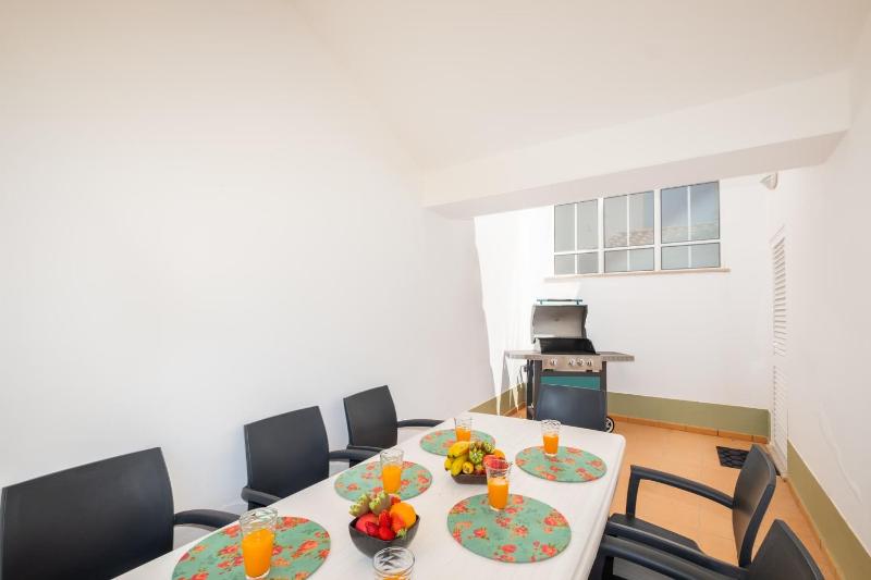 Beachsun Gale - beautiful villa close to beach - image 16
