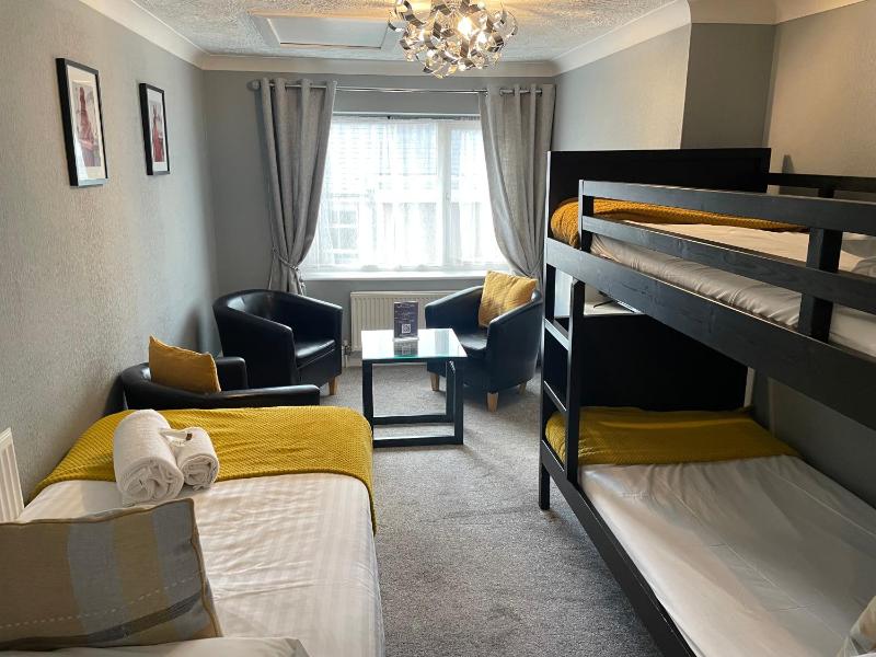 Family Suite (Not Pet Friendly) image 4