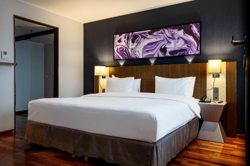 Royal Suite image 1
