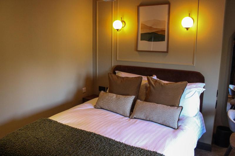 Deluxe Double Room image 1
