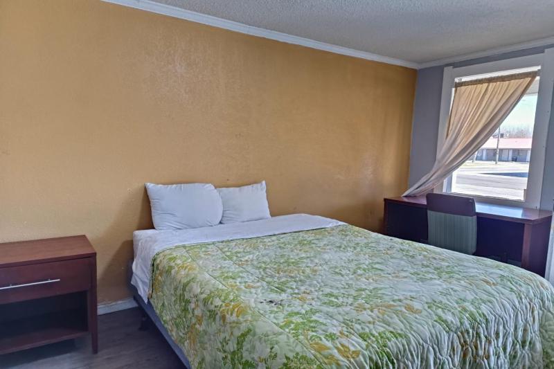 Full Bed image 4