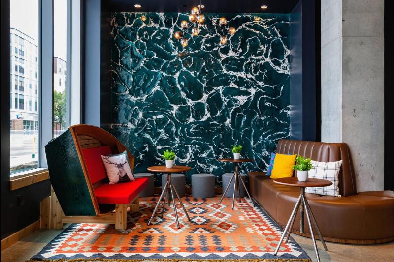 Moxy Minneapolis Downtown - image 17