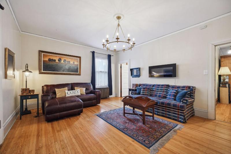 King Suite image 3