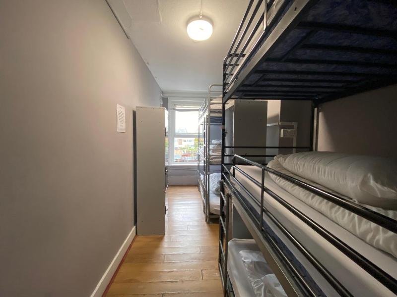 Bunk Bed in 18 Bed  Dormitory Room image 4