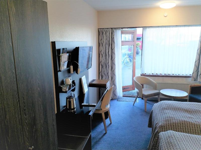 Superior Single Room image 4