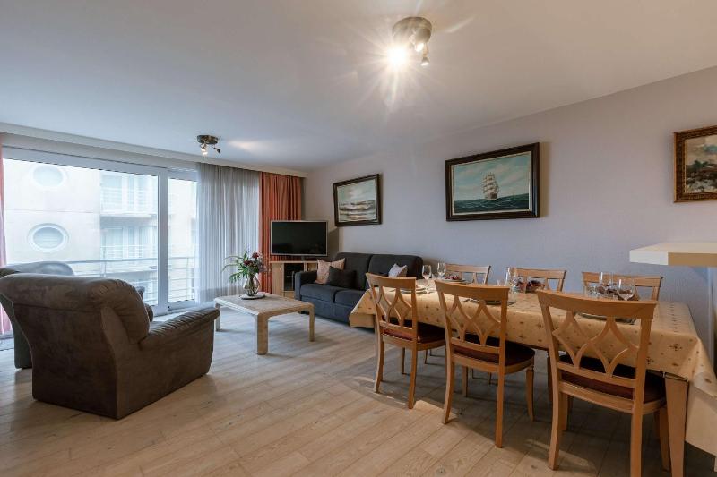 BEL AIR HOLIDAY - Stylish 2-bedroom apartment near the sea T76 - image 12
