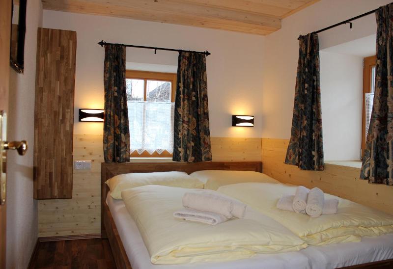 Two-Bedroom Apartment with Balcony image 4
