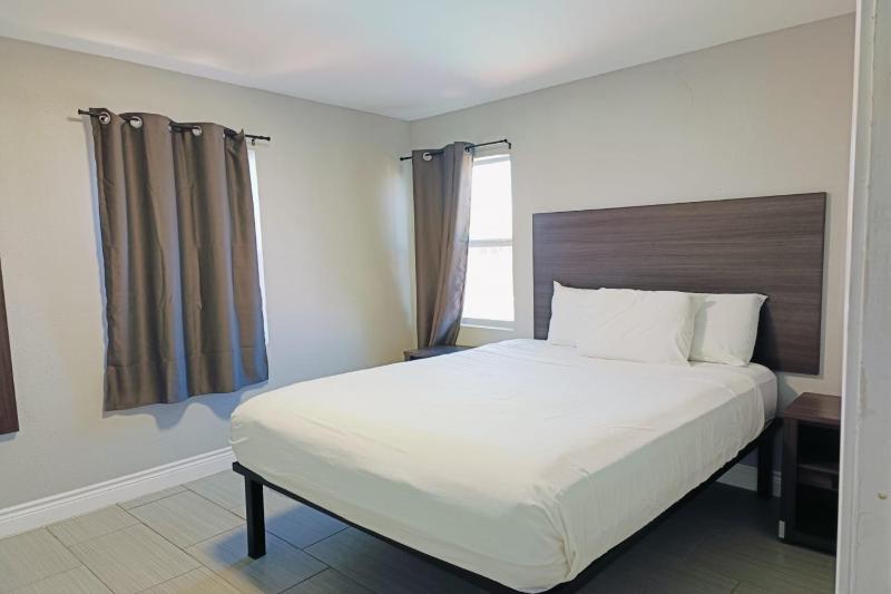 Village Inn Motel Rockport near Aransas Bay - image 12