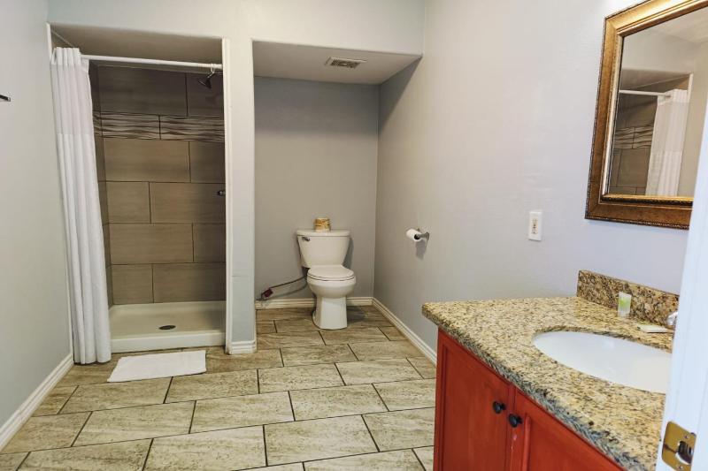 Village Inn Motel Rockport near Aransas Bay - image 27