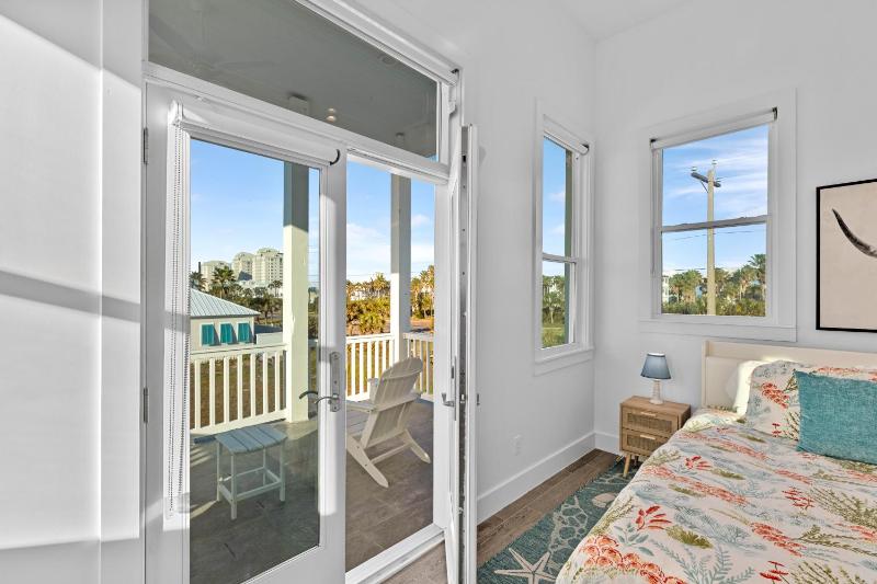 The Scarlett - Private home at The Shores home - image 36