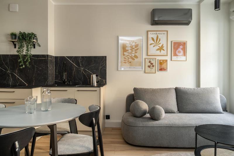 RentPlanet - Apartament Szczytnicka - image 1