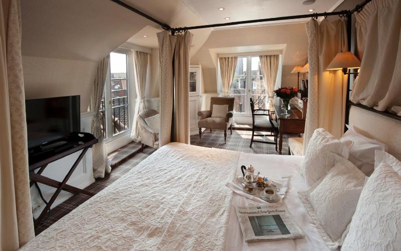 Junior Suite image 1