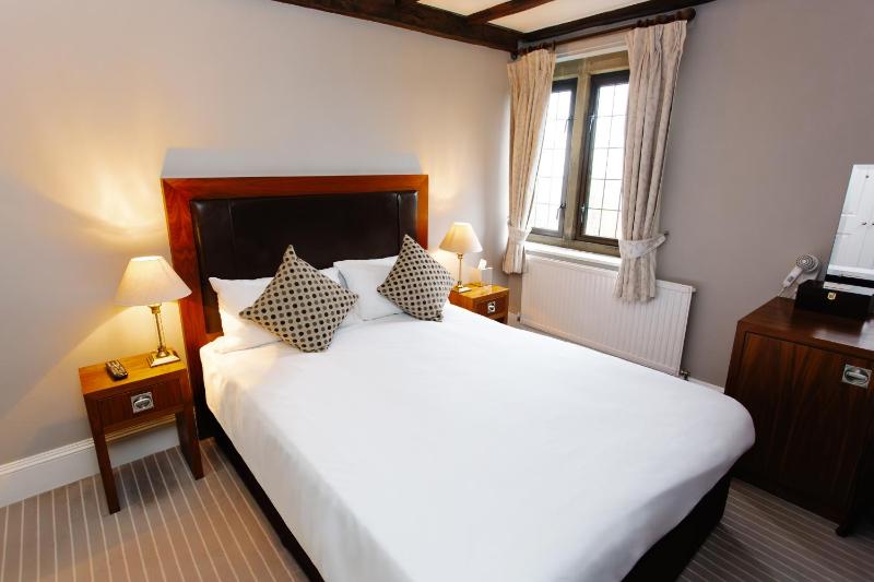 Classic Double Room image 1