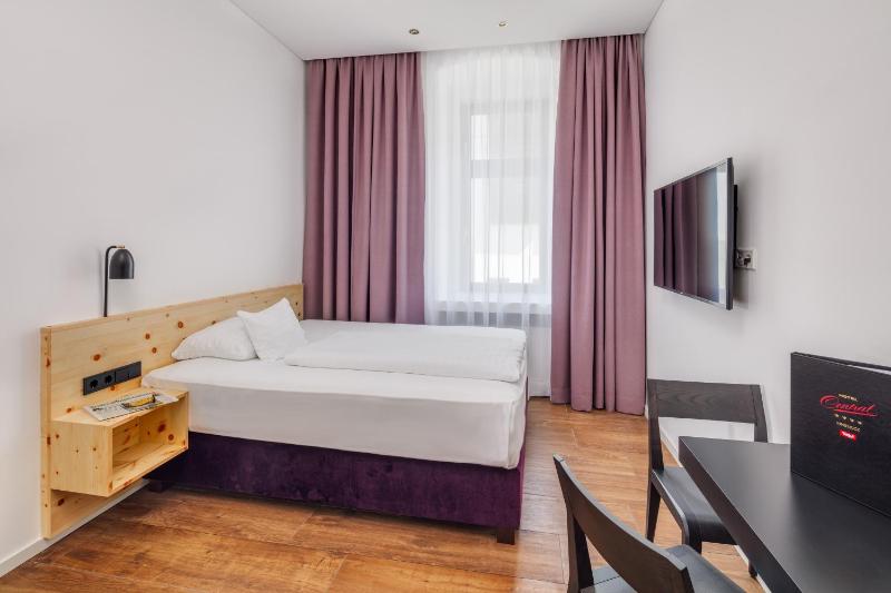 Hotel Central - image 16