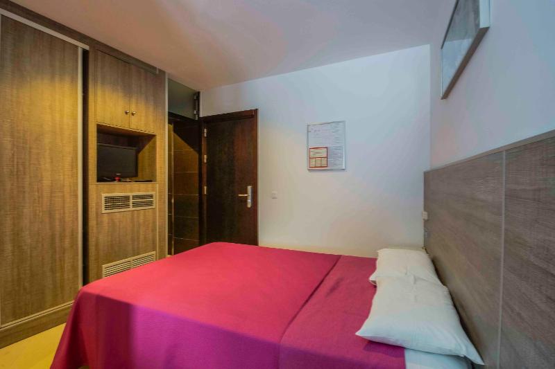 Comfort Double Room image 3
