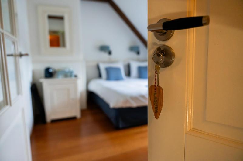 Standard Double Room image 1