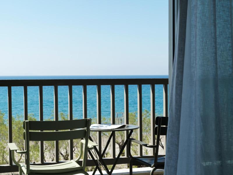 Executive Double Room with Sea View image 3
