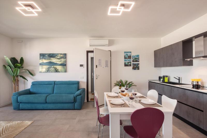 Perla Garda Lake Apartment With Pool - image 20