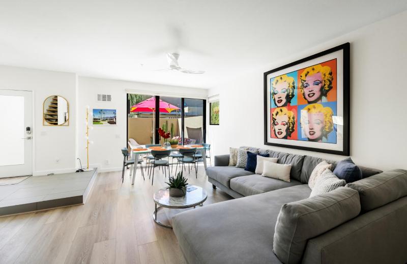 Sunset Sands Modern Home And Pool Exclusively Month Plus - image 10