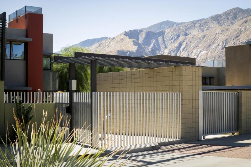 Sunset Sands Modern Home And Pool Exclusively Month Plus - image 28