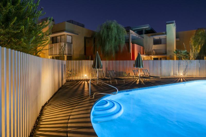 Sunset Sands Modern Home And Pool Exclusively Month Plus - image 37