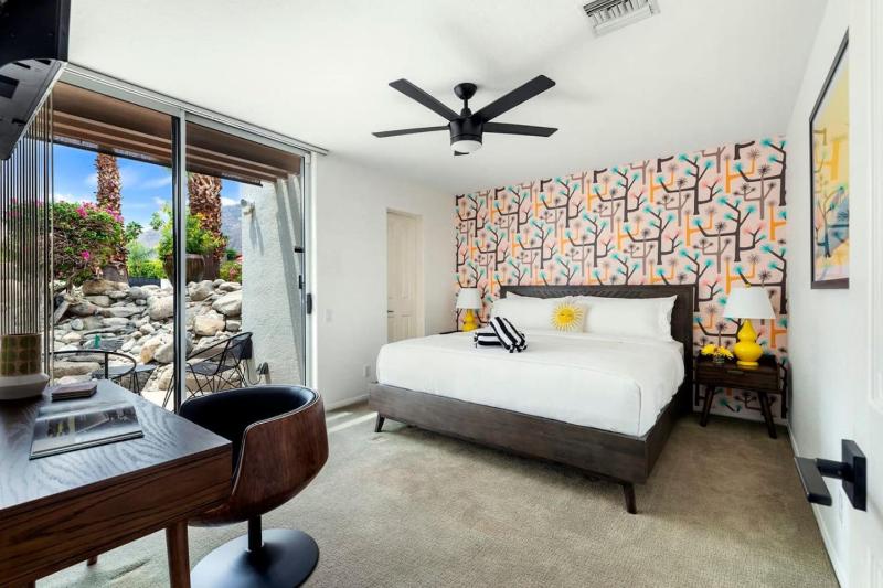 Sunsplash Retreat - Pool with Mountain Views - image 9