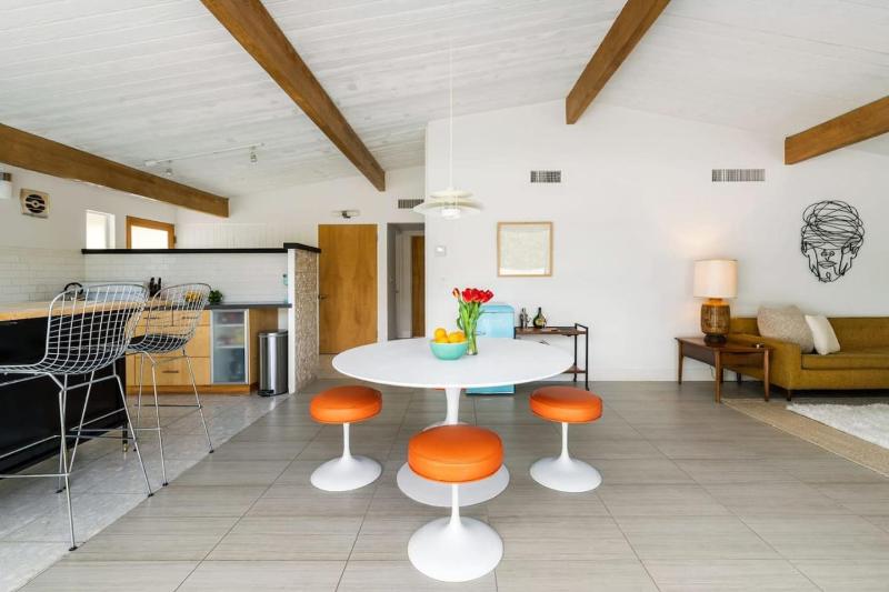 House of the Sun MCM Home With Pool And Hot Tub - image 42
