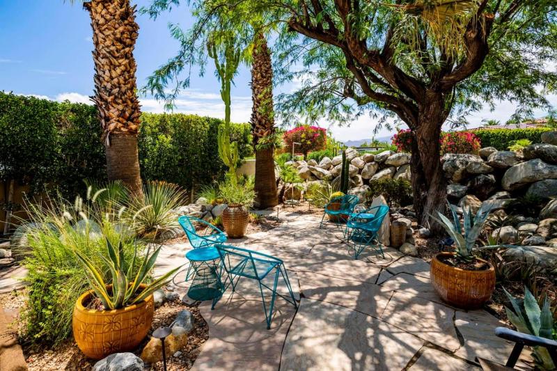 Sunsplash Retreat - Pool with Mountain Views - image 25