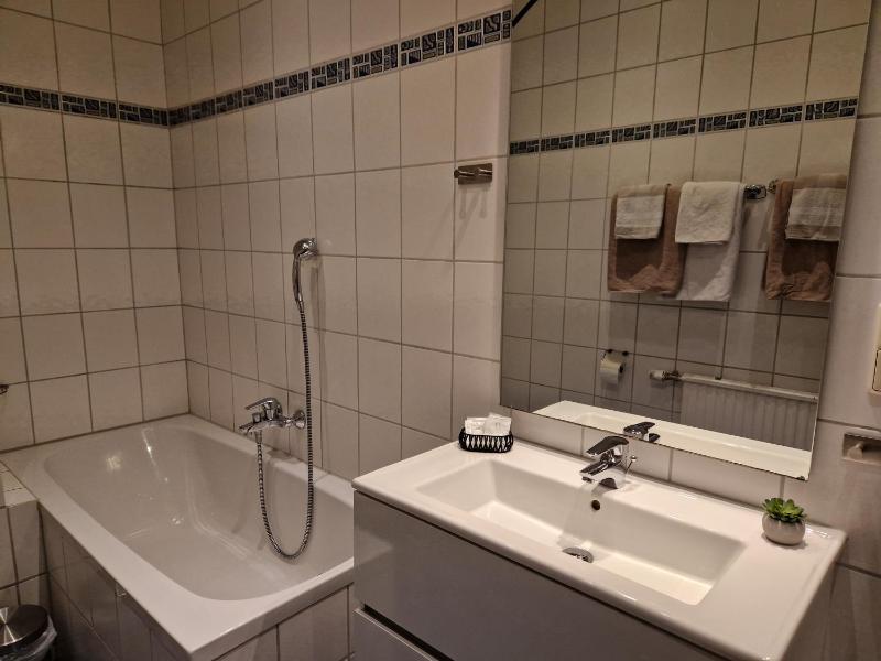 Two-Bedroom Apartment (4 Adults) image 3