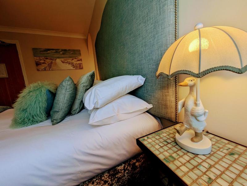 Double Room with Private Bathroom image 2