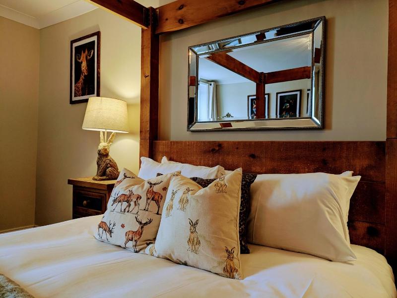 Double Room with Private Bathroom image 1