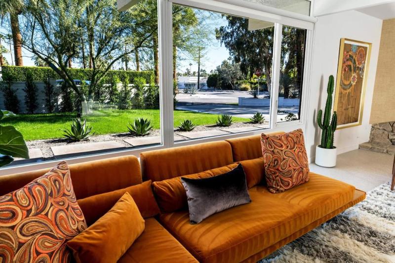 Monterey Manor Interior Designed Home Plus Pool - image 24