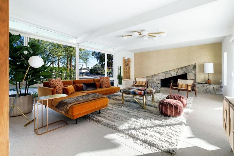 Monterey Manor Interior Designed Home Plus Pool - image 45